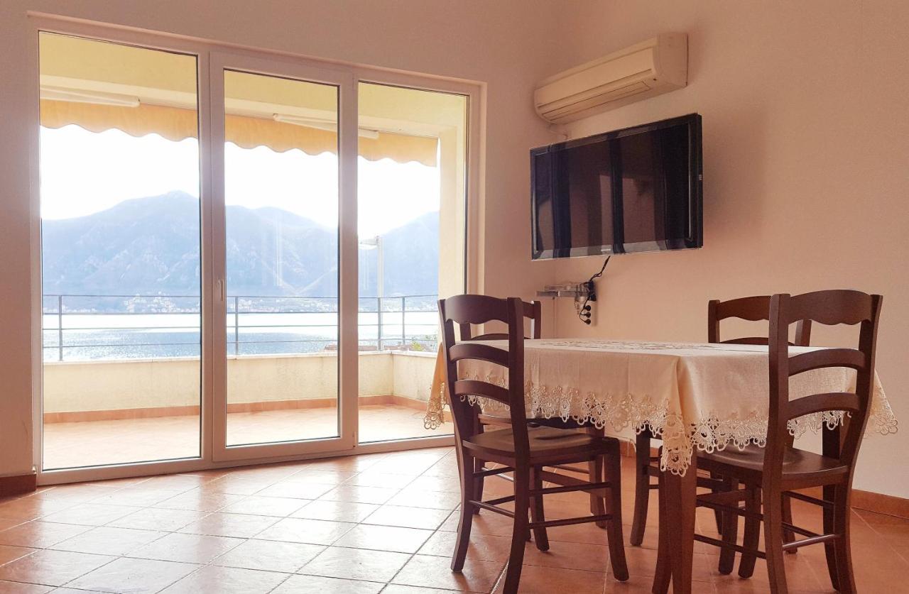 Secret Mirage Apartment Kotor Bagian luar foto