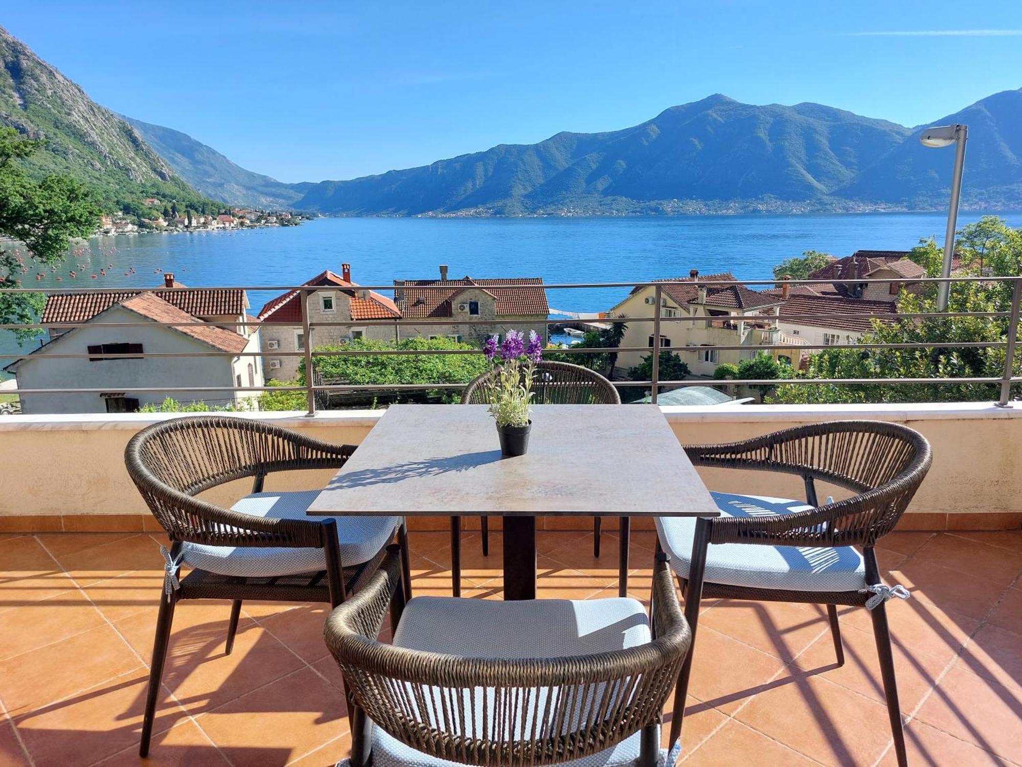 Secret Mirage Apartment Kotor Bagian luar foto